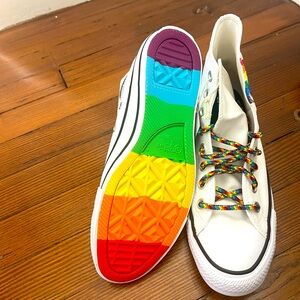 Brand New Never Worn Women’s Pride Converse Sneakers Size 9